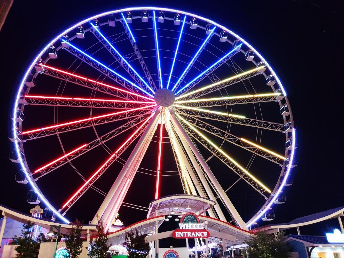 Papa Bear, Hot Tub, Wifi, 1089 Free Tickets Each Paid Day, Dollywood And More Севьервилл Экстерьер фото