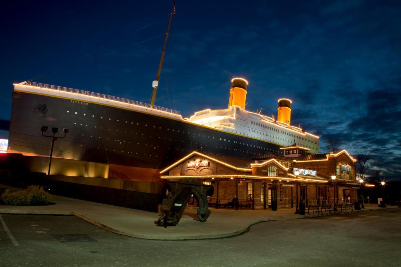 Papa Bear, Hot Tub, Wifi, 1089 Free Tickets Each Paid Day, Dollywood And More Севьервилл Экстерьер фото